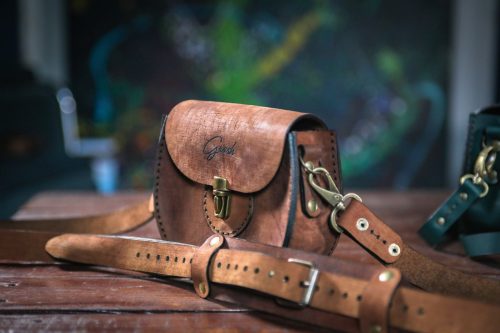 Brown leather saddlebag mini crossbody — view 4